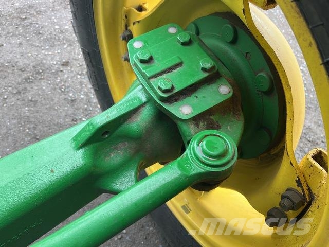John Deere 5100R Tractors