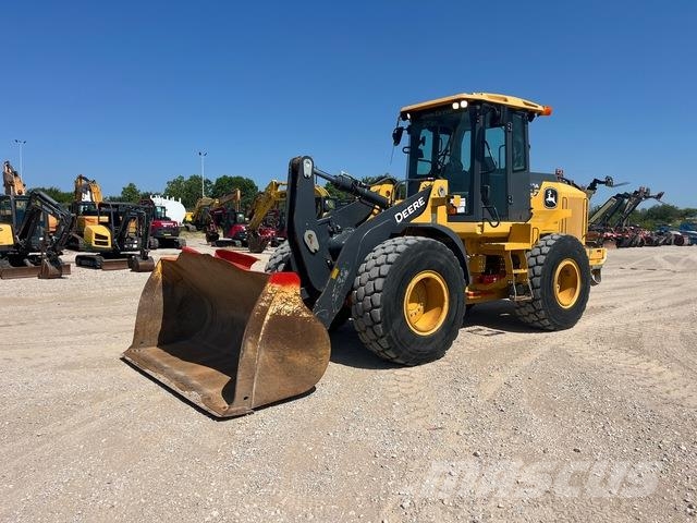 John Deere 524P 輪胎式裝載機