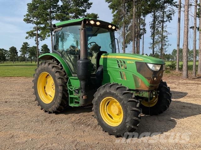 John Deere 6130R Taajamatraktorit
