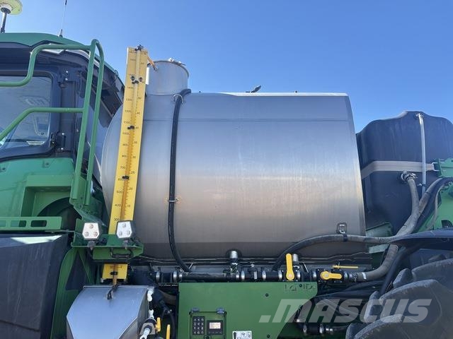 John Deere 616R Self-propelled sprayers