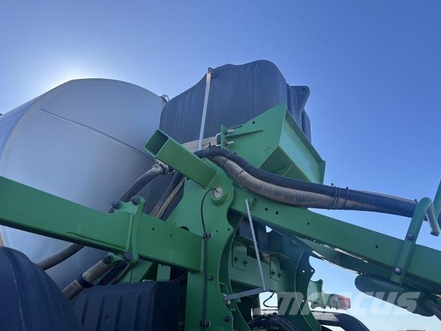 John Deere 616R Self-propelled sprayers
