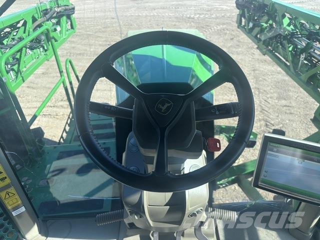 John Deere 616R Self-propelled sprayers