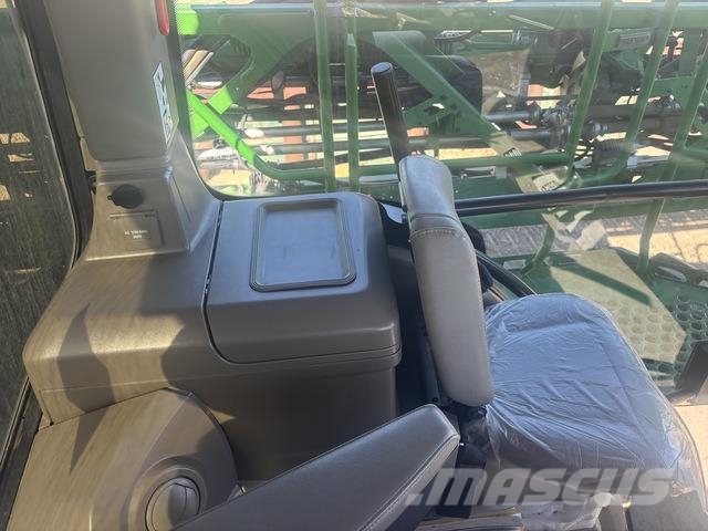 John Deere 616R Self-propelled sprayers