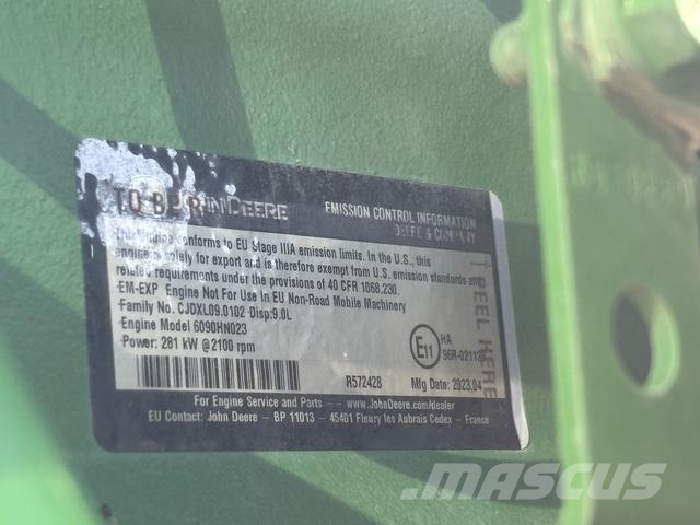 John Deere 616R Self-propelled sprayers
