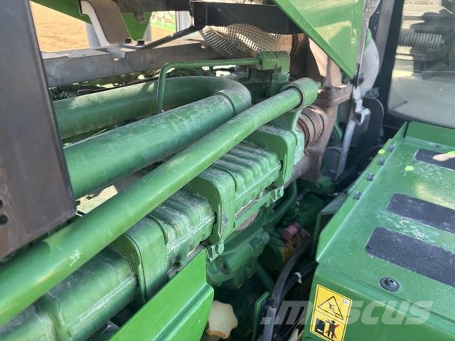 John Deere 616R Self-propelled sprayers
