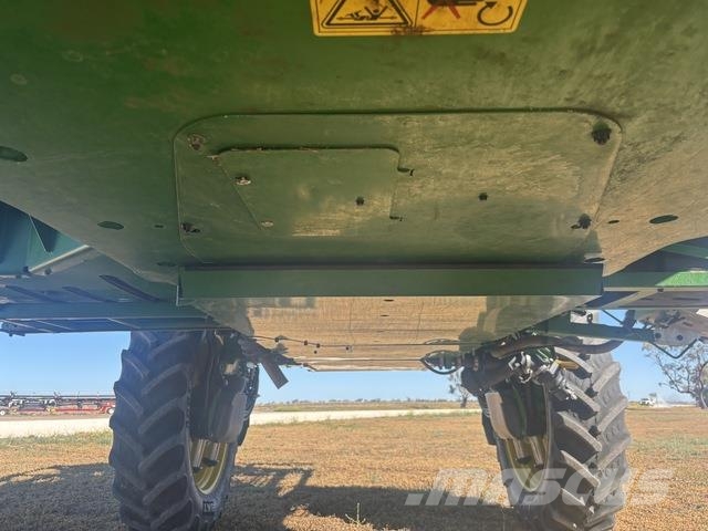 John Deere 616R Self-propelled sprayers