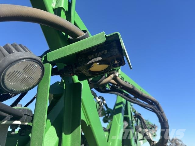 John Deere 616R Self-propelled sprayers