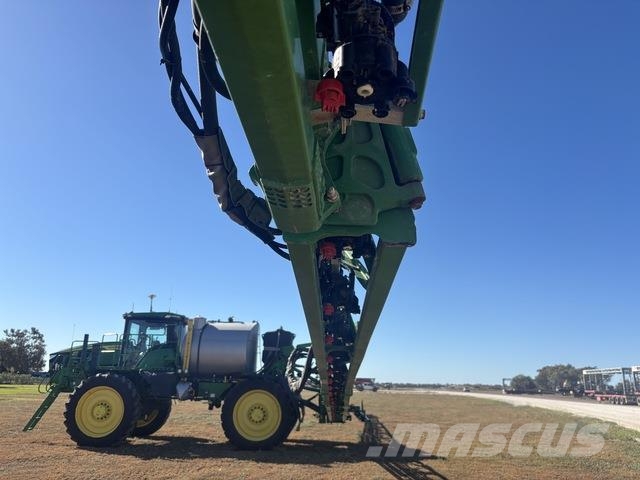 John Deere 616R Self-propelled sprayers