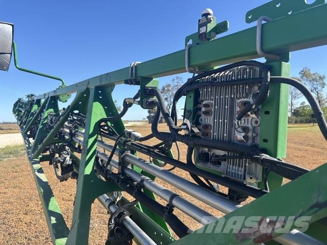 John Deere 616R Self-propelled sprayers