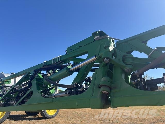 John Deere 616R Self-propelled sprayers