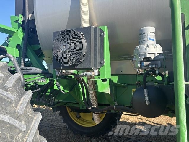 John Deere 616R Self-propelled sprayers