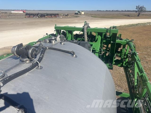 John Deere 616R Self-propelled sprayers