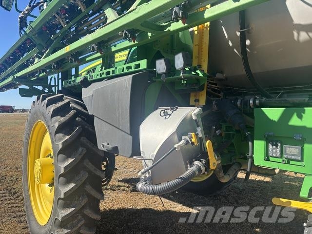 John Deere 616R Self-propelled sprayers