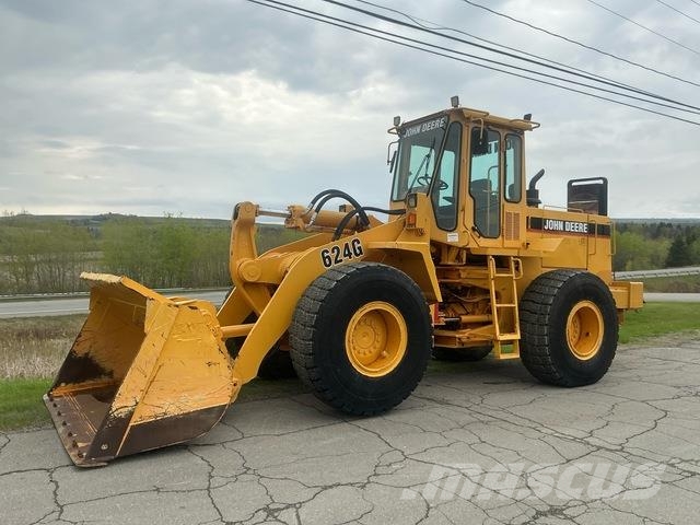 John Deere 624G لوادر بعجل