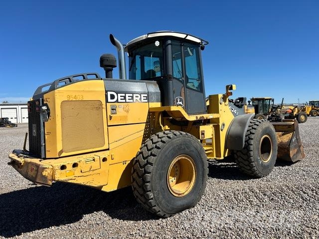 John Deere 624J 휠로우더