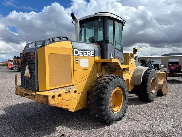 John Deere 624J 輪胎式裝載機