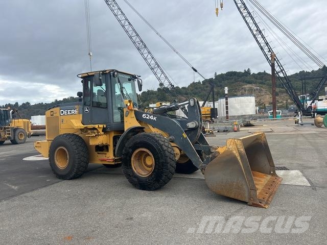 John Deere 624K Pale gommate