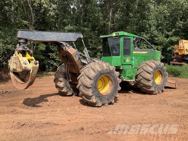John Deere 648L 粉碎机