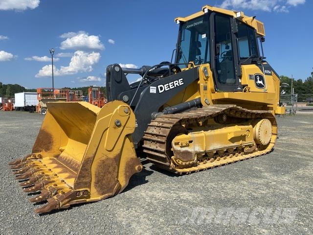 John Deere 655K Pásové nakladače