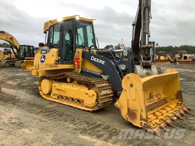 John Deere 655K Pásové nakladače