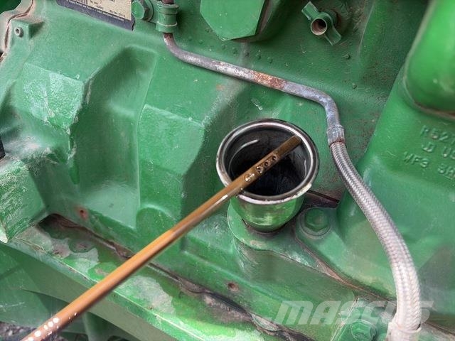 John Deere 7230R الجرارات