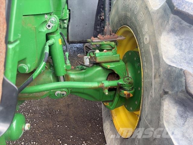 John Deere 7230R الجرارات