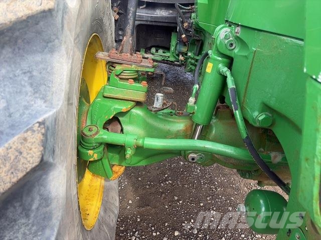 John Deere 7230R الجرارات