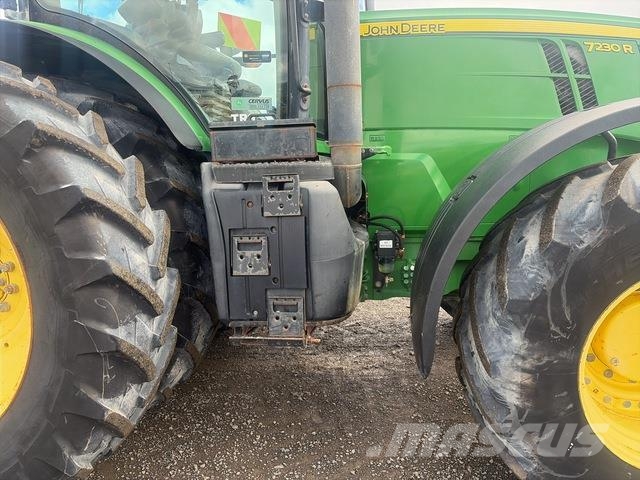 John Deere 7230R الجرارات