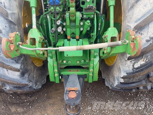 John Deere 7230R الجرارات