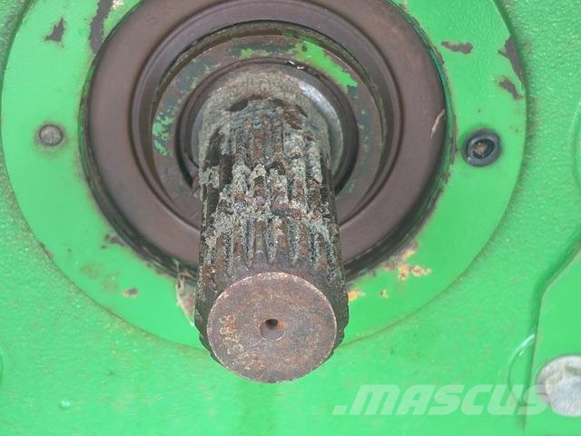 John Deere 7230R الجرارات