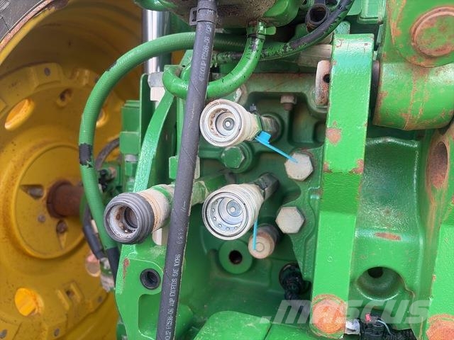 John Deere 7230R الجرارات