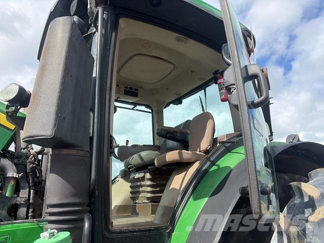 John Deere 7230R الجرارات