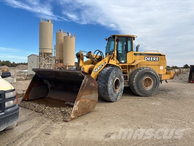 John Deere 744H Kolesni nakladalci