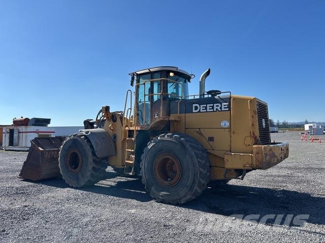 John Deere 744J 輪胎式裝載機