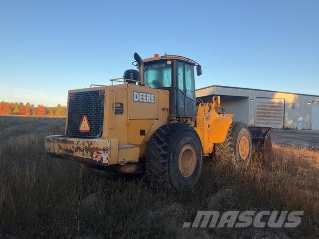 John Deere 744J Wielladers