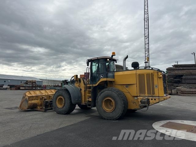 John Deere 744K-II Chargeuse sur pneus