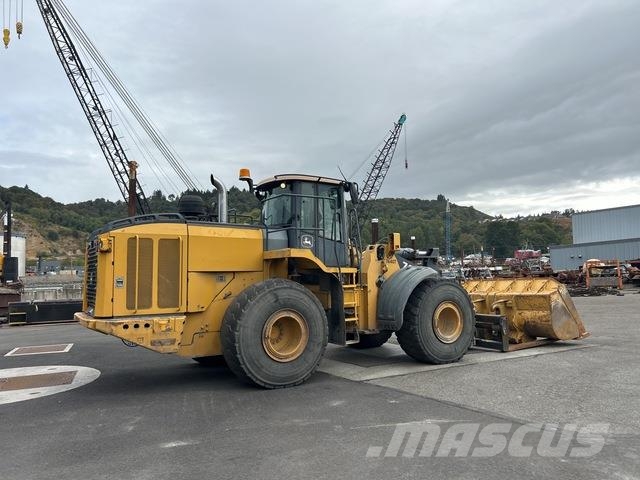 John Deere 744K-II Chargeuse sur pneus