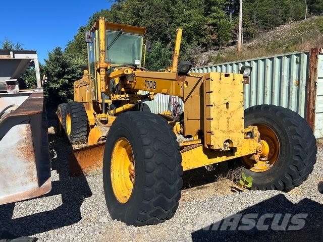 John Deere 770B Grejdery