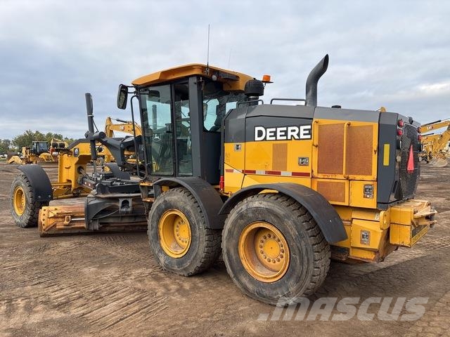 John Deere 772G Grader