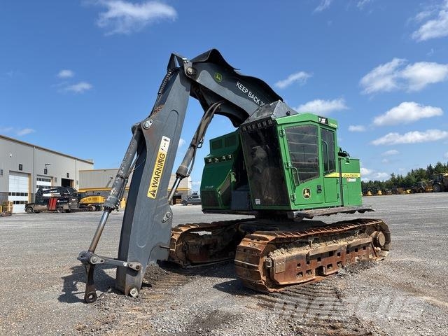 John Deere 803M 伐木机
