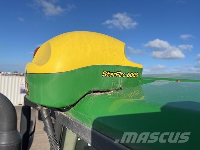 John Deere 8245R Traktoren