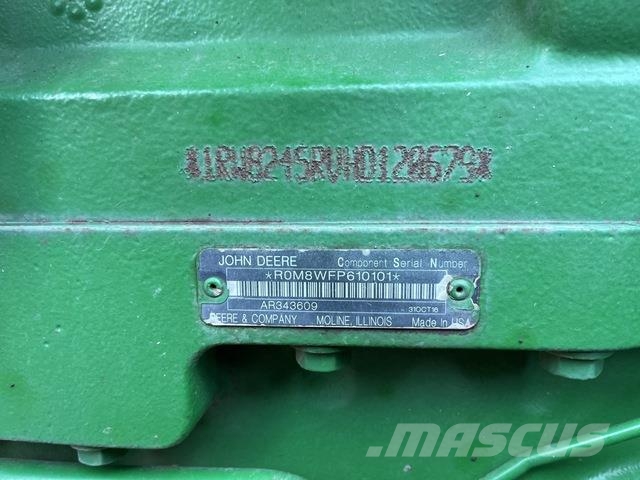 John Deere 8245R Traktoren