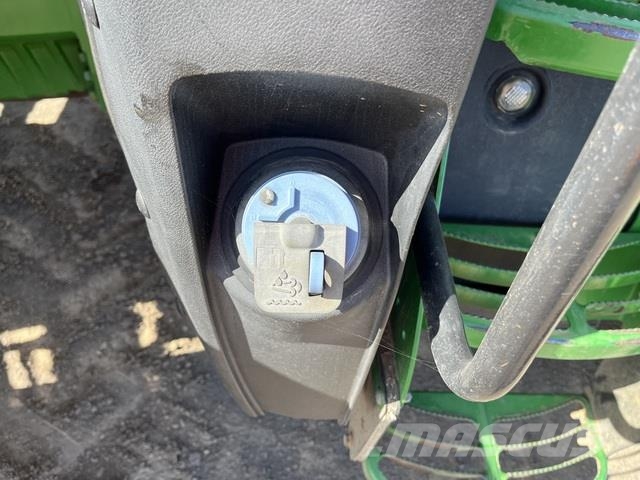 John Deere 8245R Traktoren