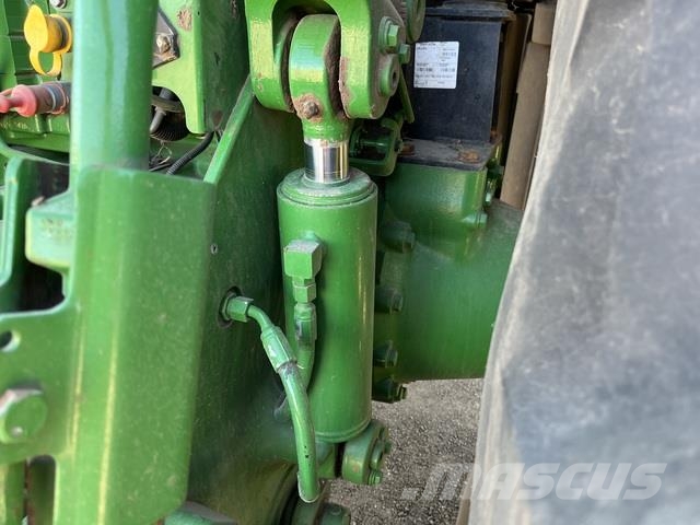 John Deere 8245R Traktoren