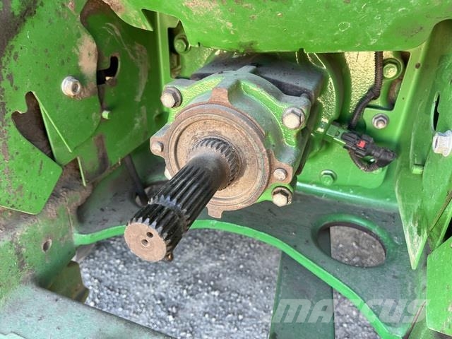 John Deere 8245R Traktoren