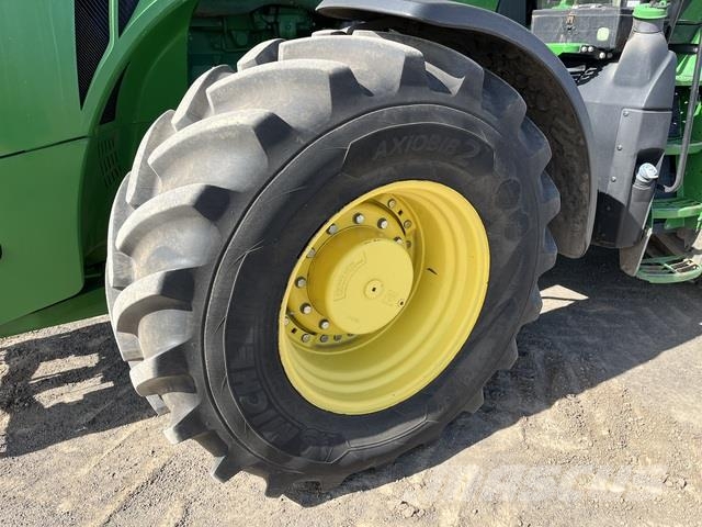 John Deere 8245R Traktoren