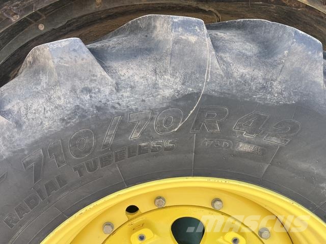 John Deere 8245R Traktoren