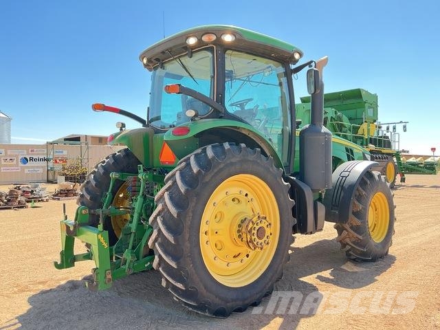 John Deere 8260R Tractors
