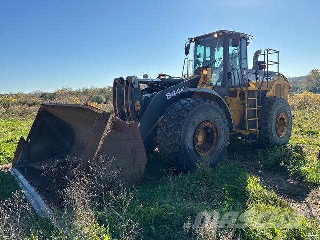 John Deere 844K Wielladers