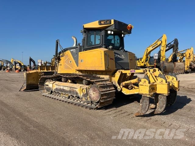 John Deere 850L WLT Crawler dozers
